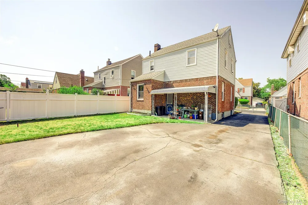 223-42 114th Avenue Cambria Heights, NY 11411