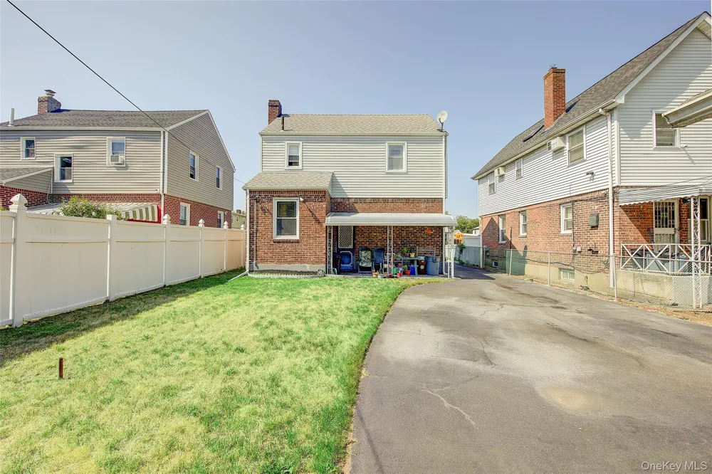 223-42 114th Avenue Cambria Heights, NY 11411