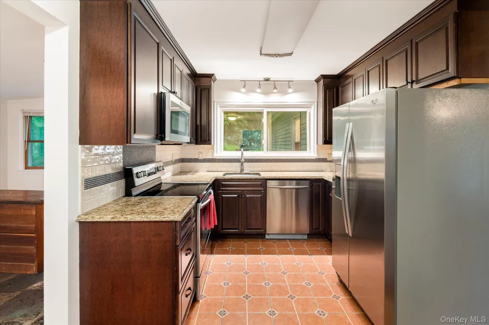 136 Pound Ridge Road Bedford, NY 10506
