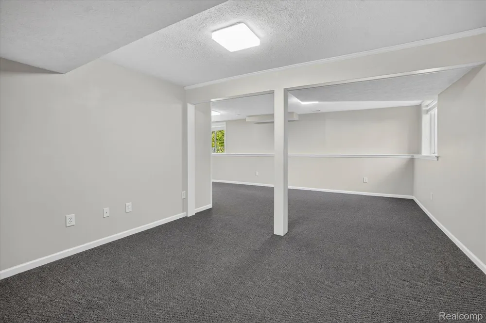5677 Cartago Drive Delhi Charter Township, MI 48911