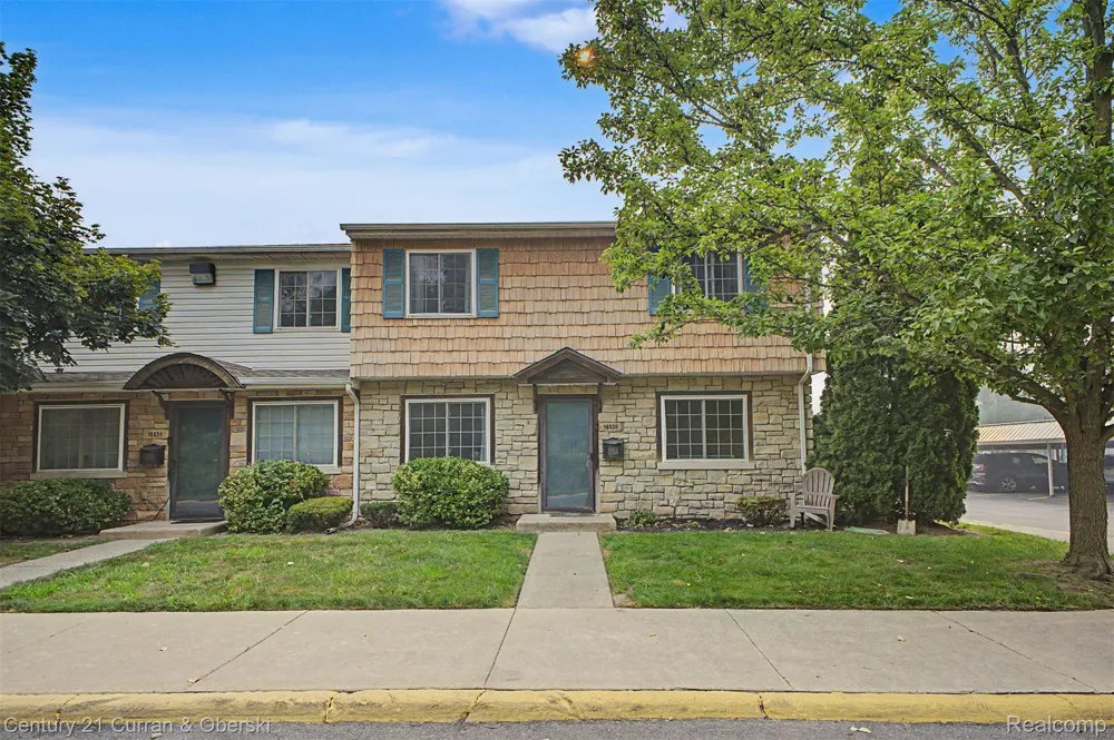 16535 Terrace Village Drive Taylor City, MI 48180
