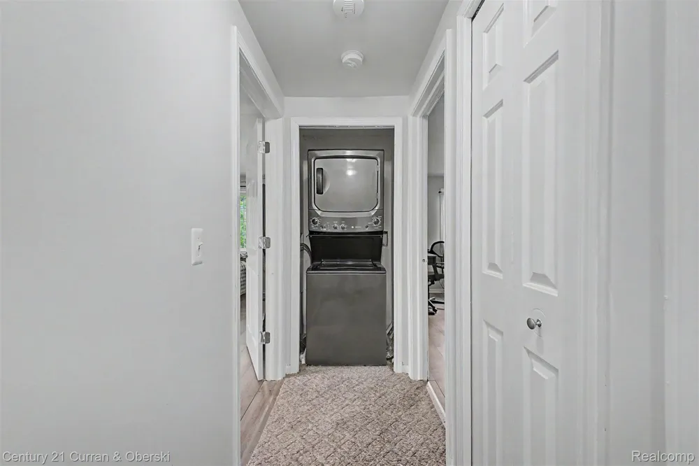 16535 Terrace Village Drive Taylor City, MI 48180