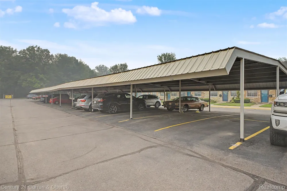 16535 Terrace Village Drive Taylor City, MI 48180