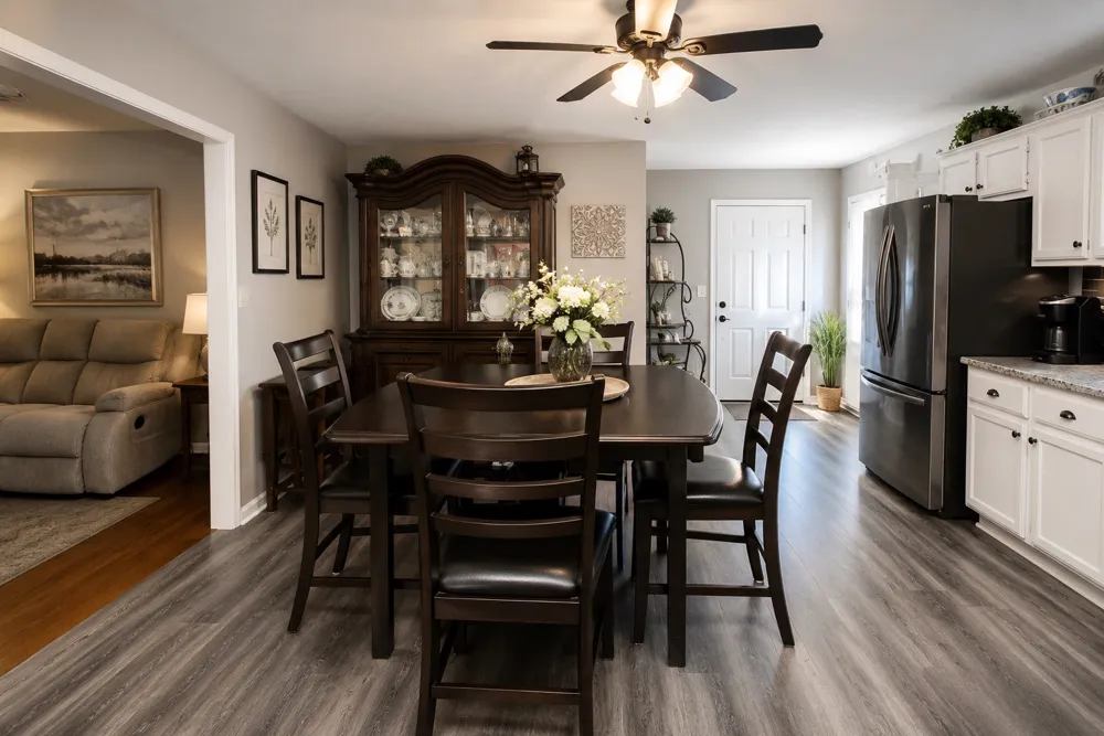 285 Meadowbrook Cir Lexington, TN 38351