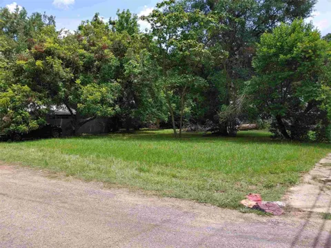 114 NW 13th Street