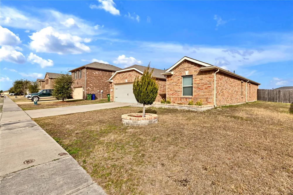 14813 Magnolia Lane Balch Springs, TX 75180