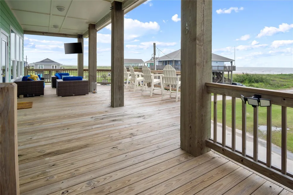 804 W Johnson Crawford Circle Port Bolivar, TX 77650