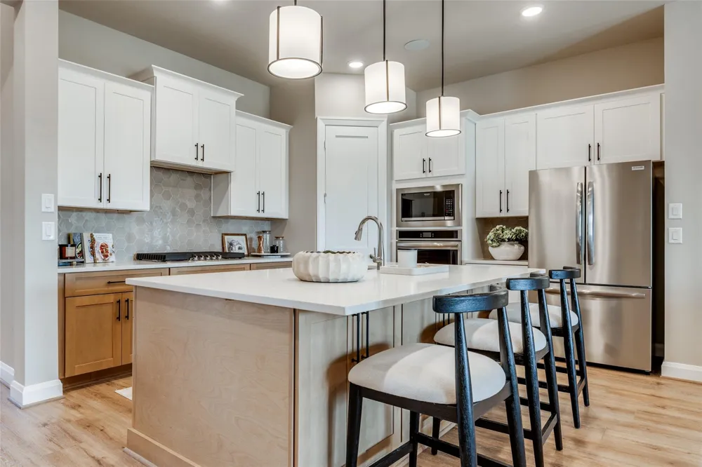 304 Legacy Point Drive Sealy, TX 77474