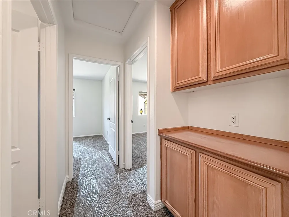 16724 Tim Ln Lake Balboa, CA 91406