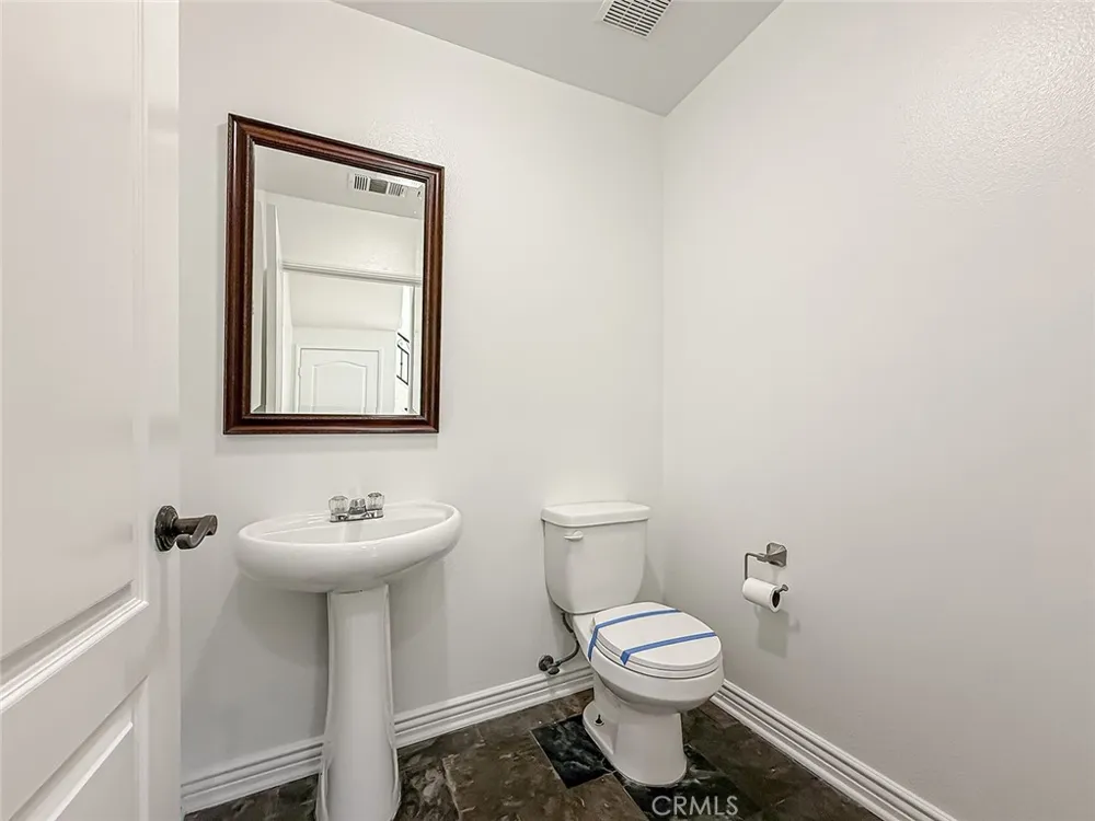 16724 Tim Ln Lake Balboa, CA 91406