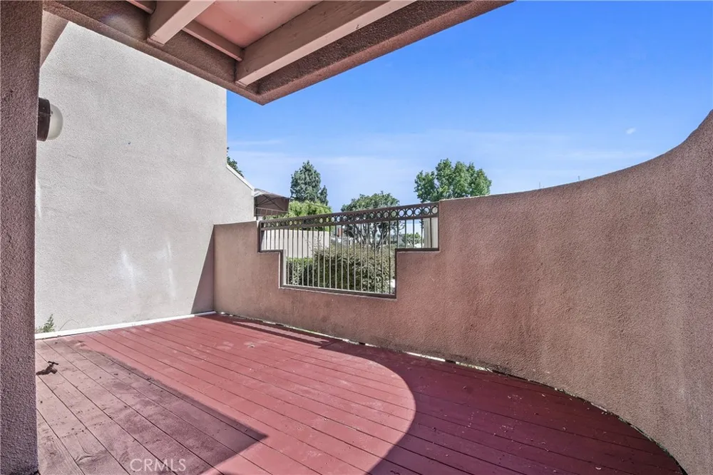 25761 Le Parc #9 Lake Forest, CA 92630