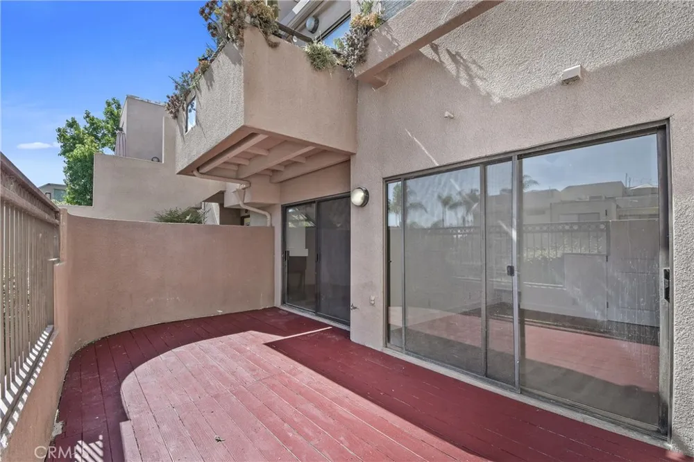 25761 Le Parc #9 Lake Forest, CA 92630
