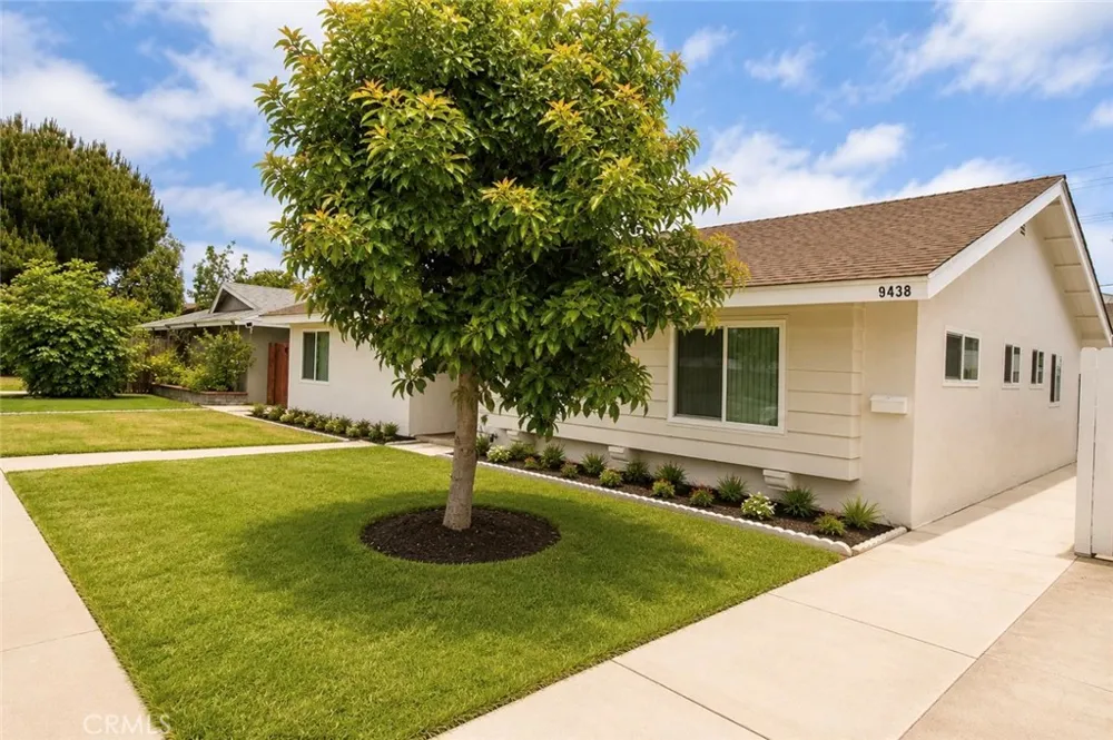 9440 Mcfadden Westminster, CA 92683