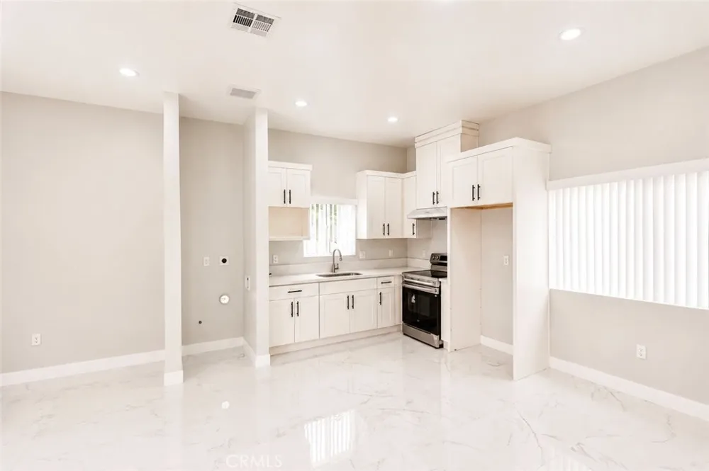 9440 Mcfadden Westminster, CA 92683