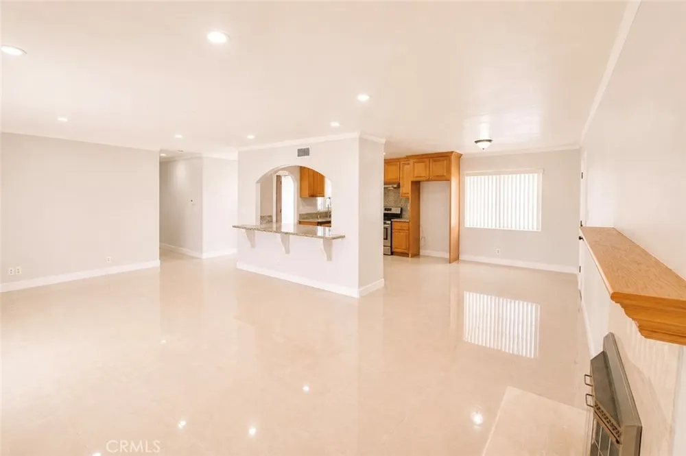 9440 Mcfadden Westminster, CA 92683