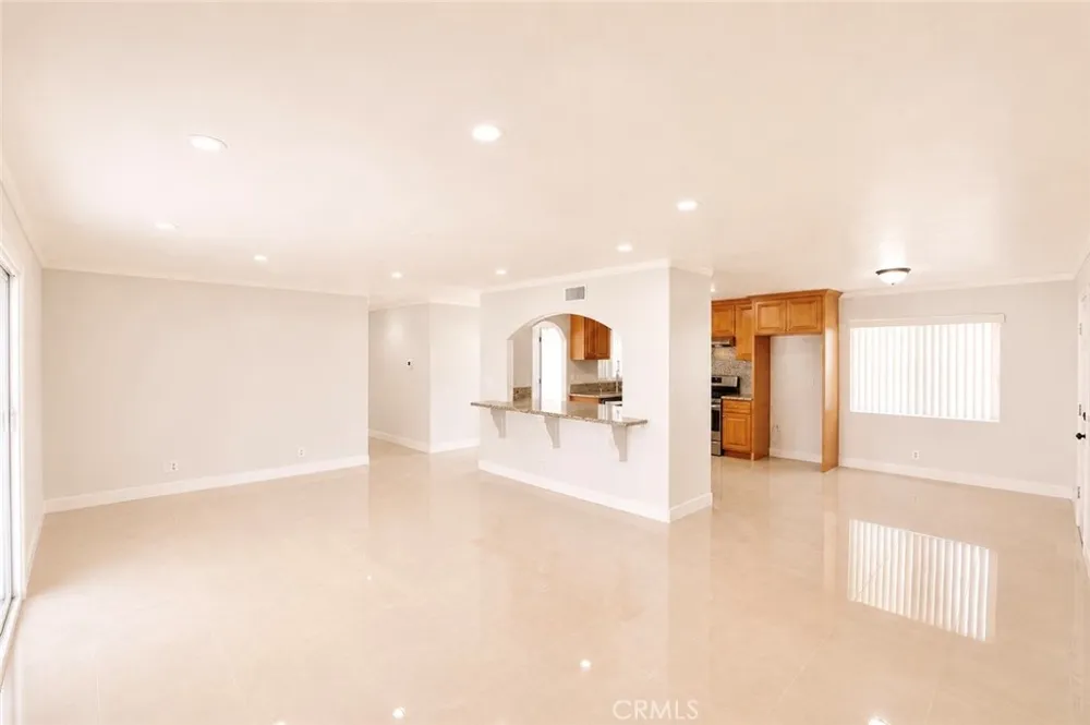 9440 Mcfadden Westminster, CA 92683