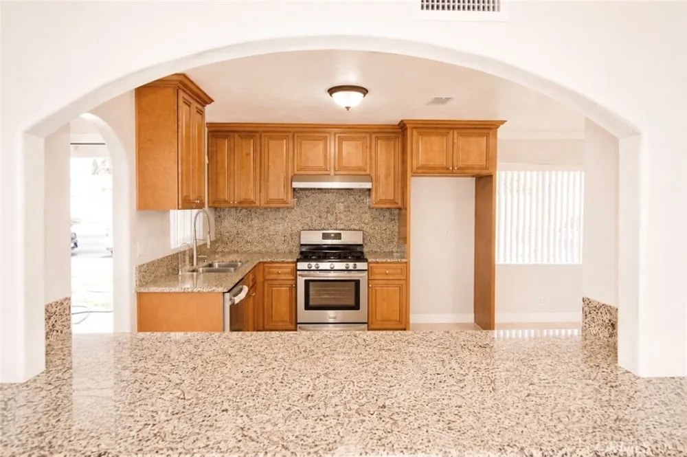 9440 Mcfadden Westminster, CA 92683