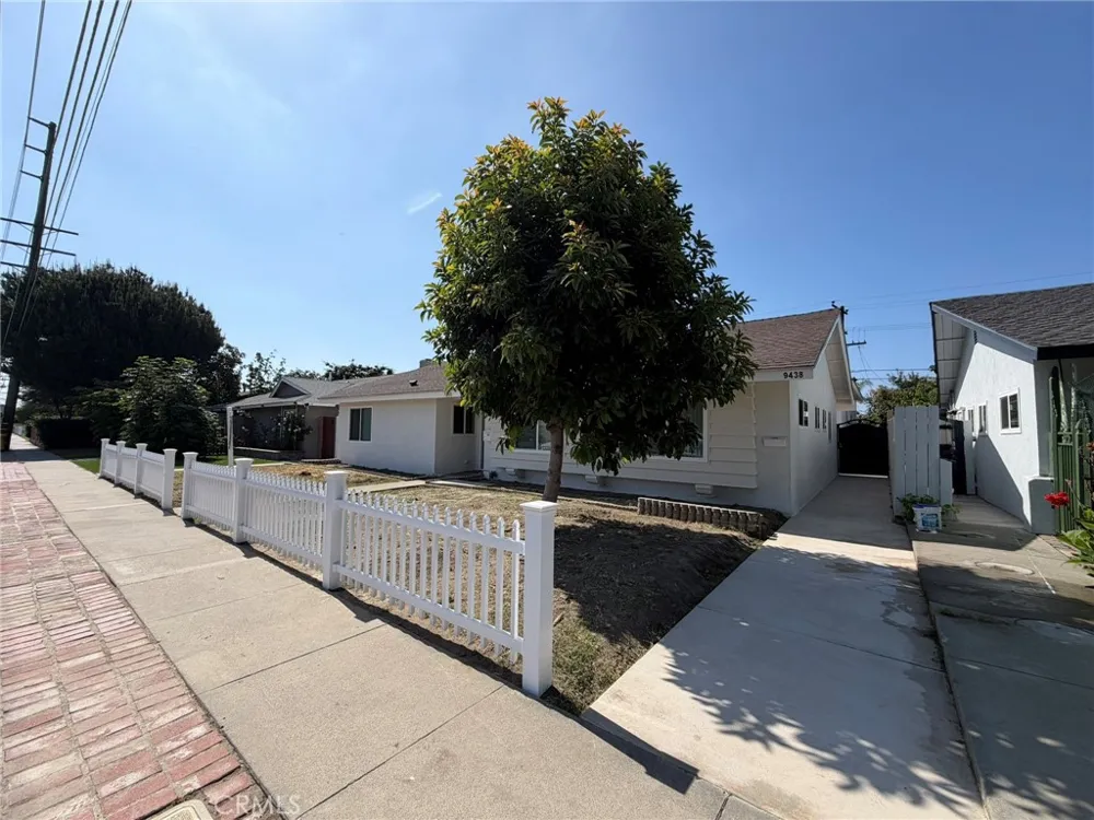 9440 Mcfadden Westminster, CA 92683