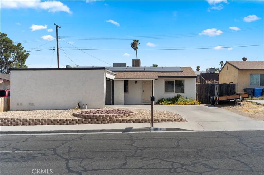 1516 Sunrise Barstow, CA 92311