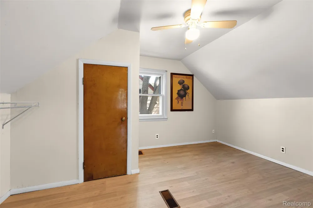 6310 Duncan Street Taylor City, MI 48180