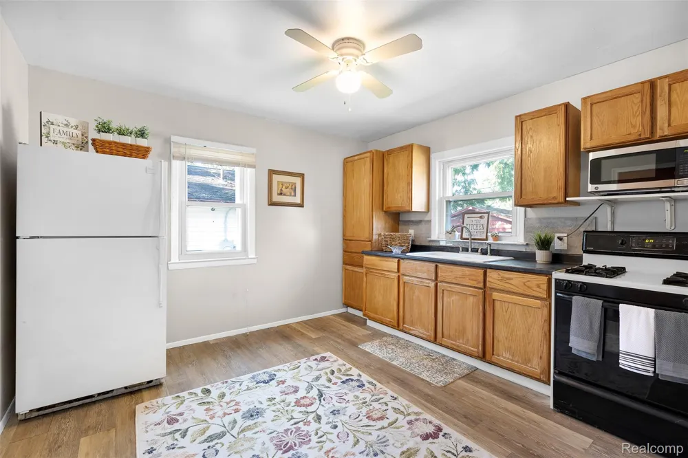 6310 Duncan Street Taylor City, MI 48180