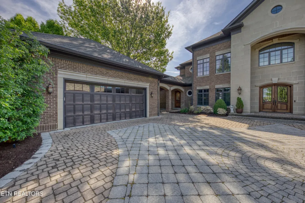 529 Stone Vista Lane Knoxville, TN 37934