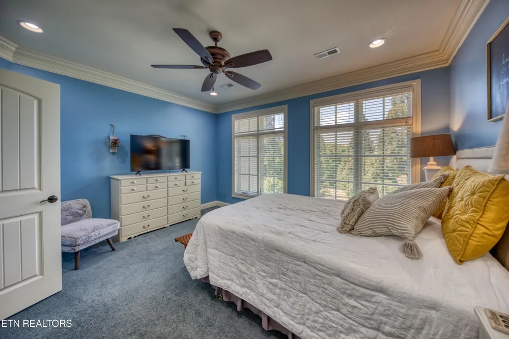 529 Stone Vista Lane Knoxville, TN 37934