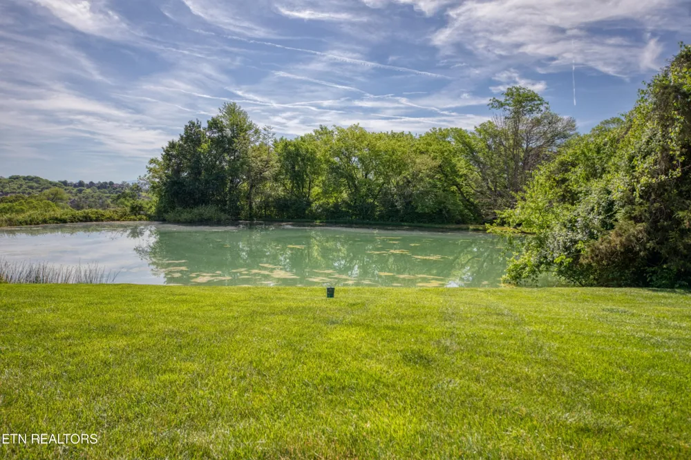 529 Stone Vista Lane Knoxville, TN 37934