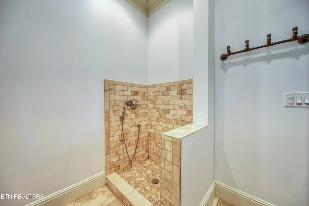 529 Stone Vista Lane Knoxville, TN 37934