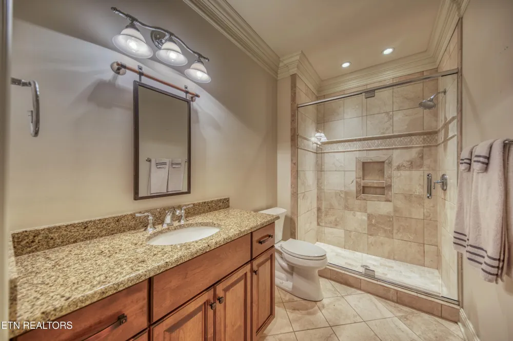 529 Stone Vista Lane Knoxville, TN 37934