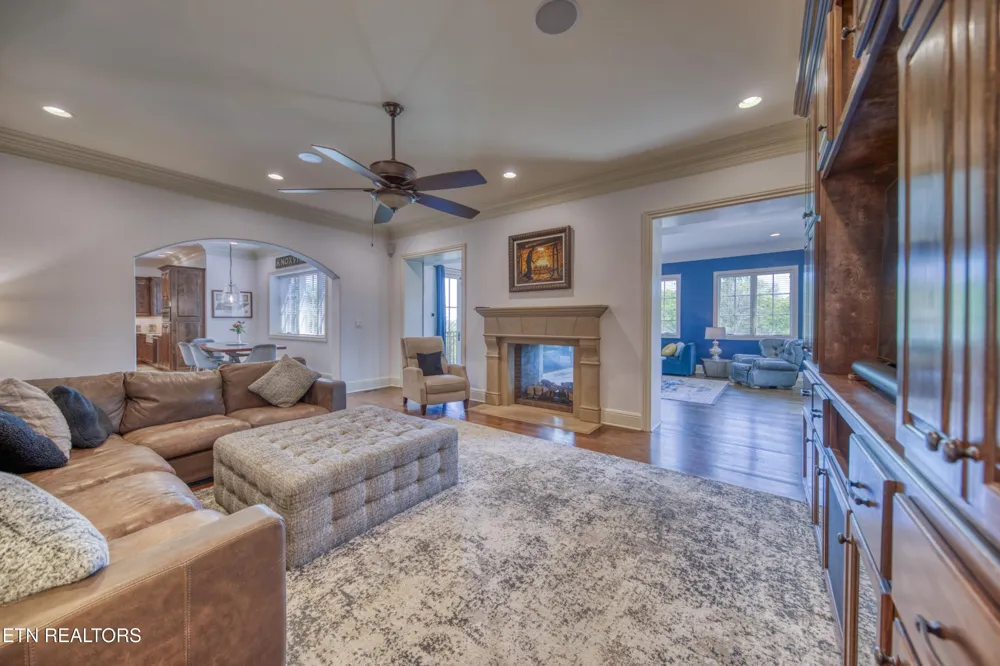 529 Stone Vista Lane Knoxville, TN 37934