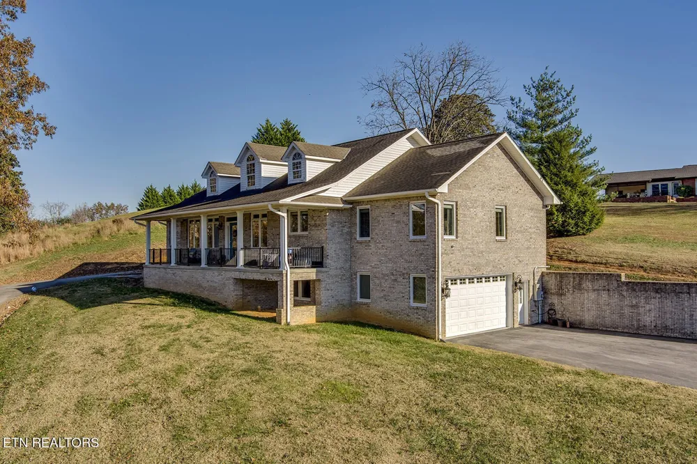 417 River Rd Loudon, TN 37774