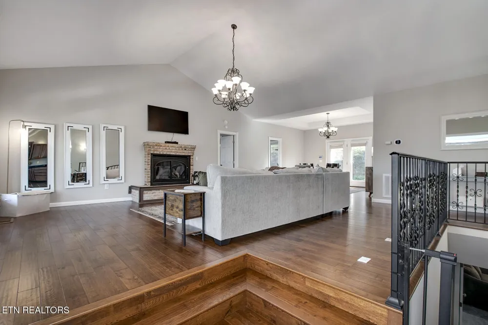 417 River Rd Loudon, TN 37774