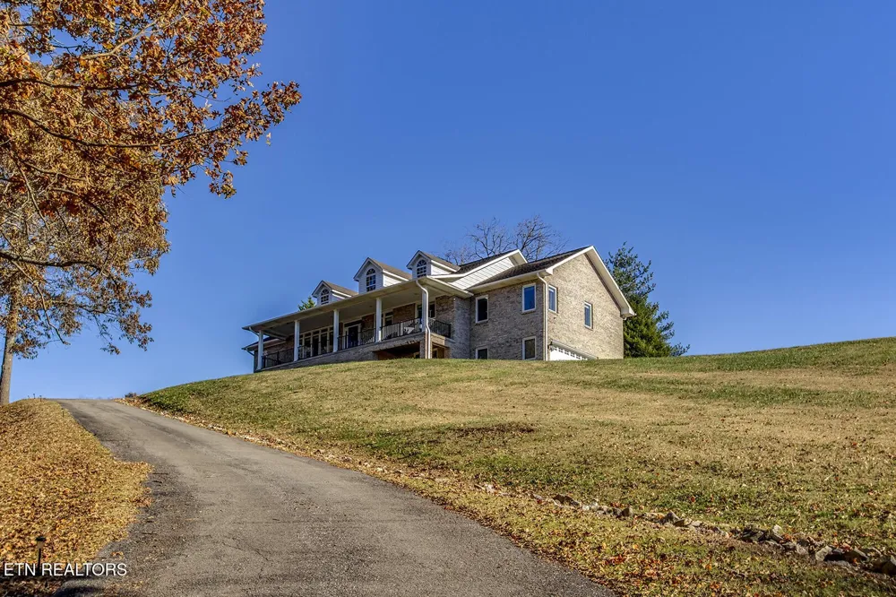 417 River Rd Loudon, TN 37774