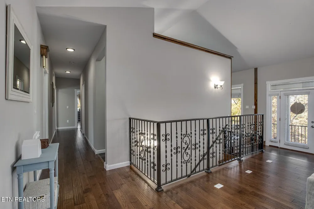 417 River Rd Loudon, TN 37774