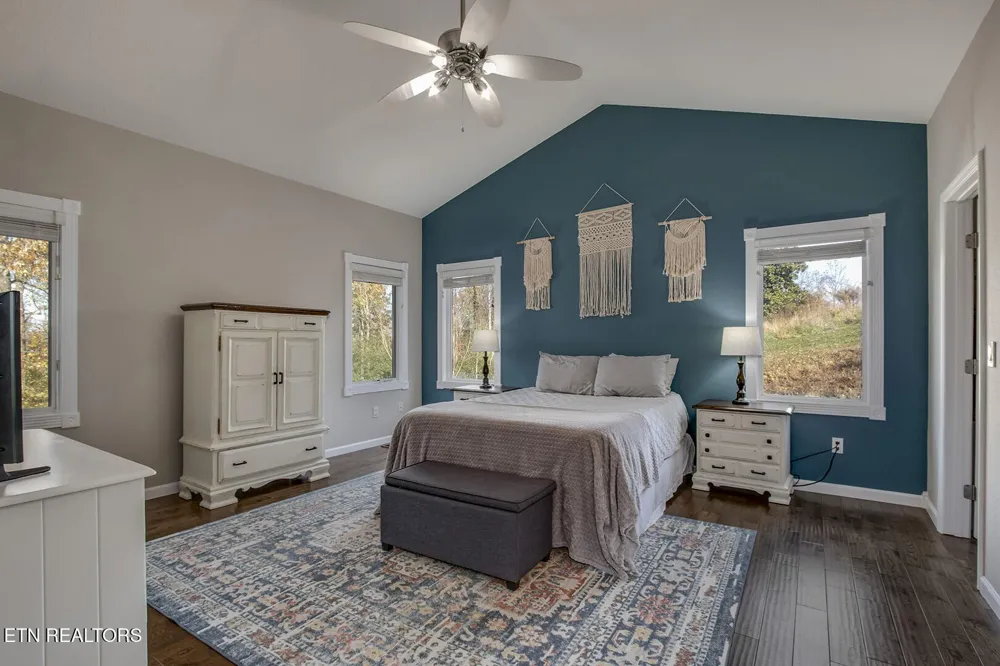 417 River Rd Loudon, TN 37774