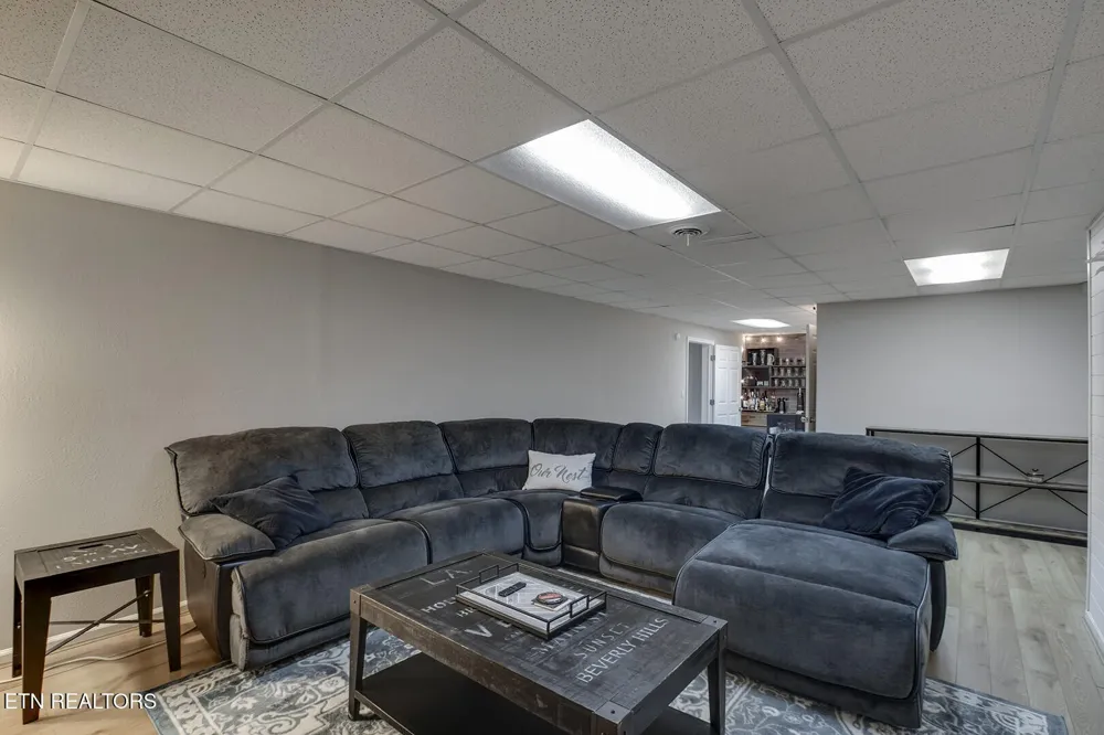 417 River Rd Loudon, TN 37774