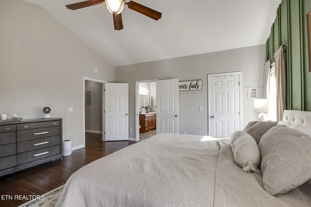 417 River Rd Loudon, TN 37774