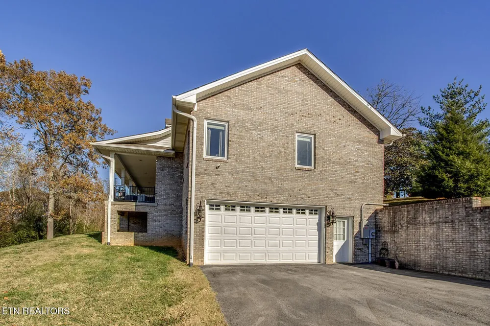 417 River Rd Loudon, TN 37774