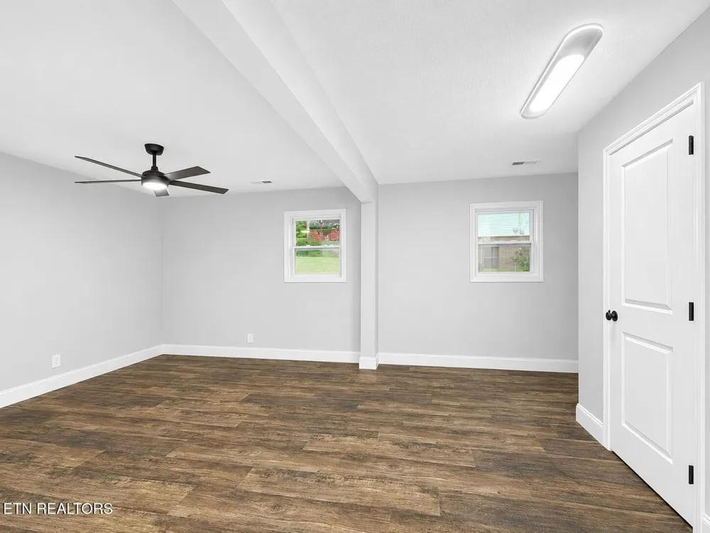 824 Poplar Springs Rd Loudon, TN 37774