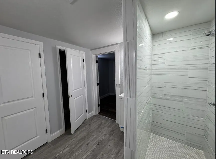 824 Poplar Springs Rd Loudon, TN 37774