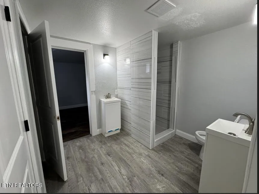 824 Poplar Springs Rd Loudon, TN 37774