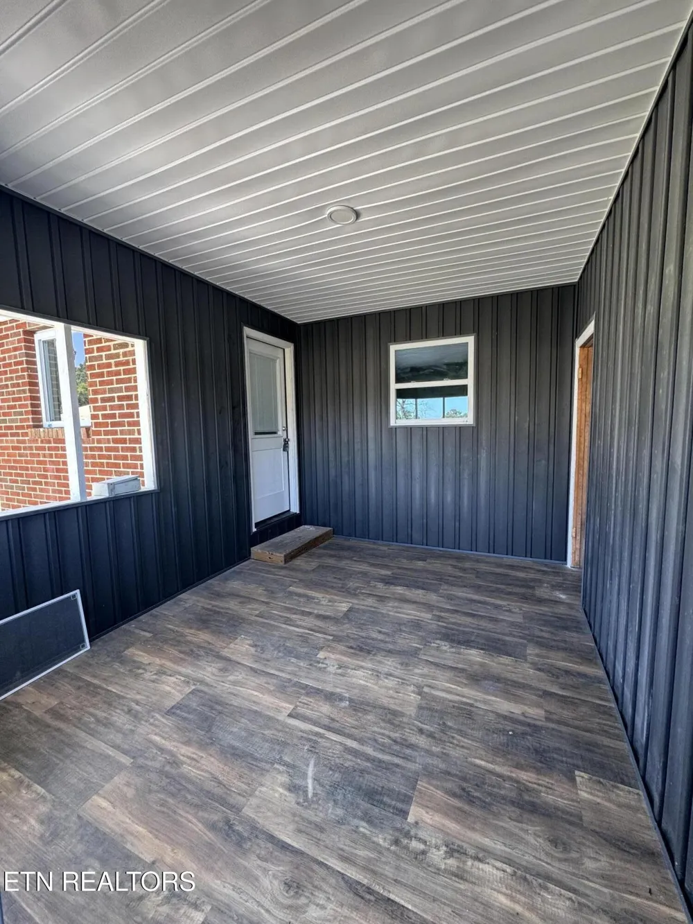 824 Poplar Springs Rd Loudon, TN 37774