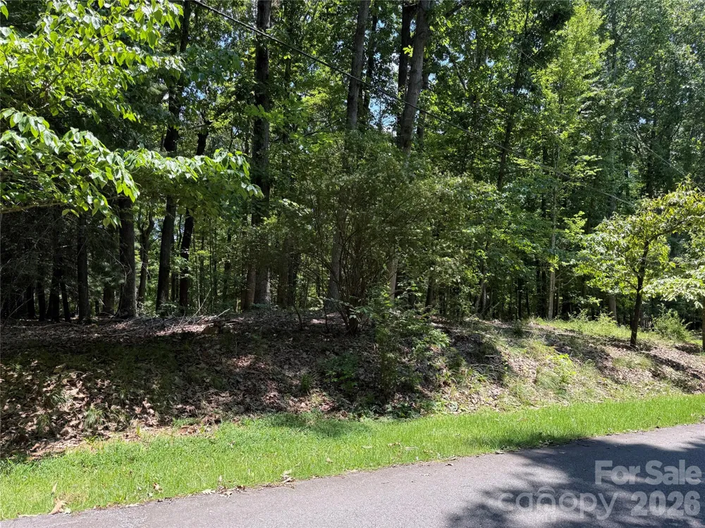 00 Brookwood Road Charlotte, NC 28215