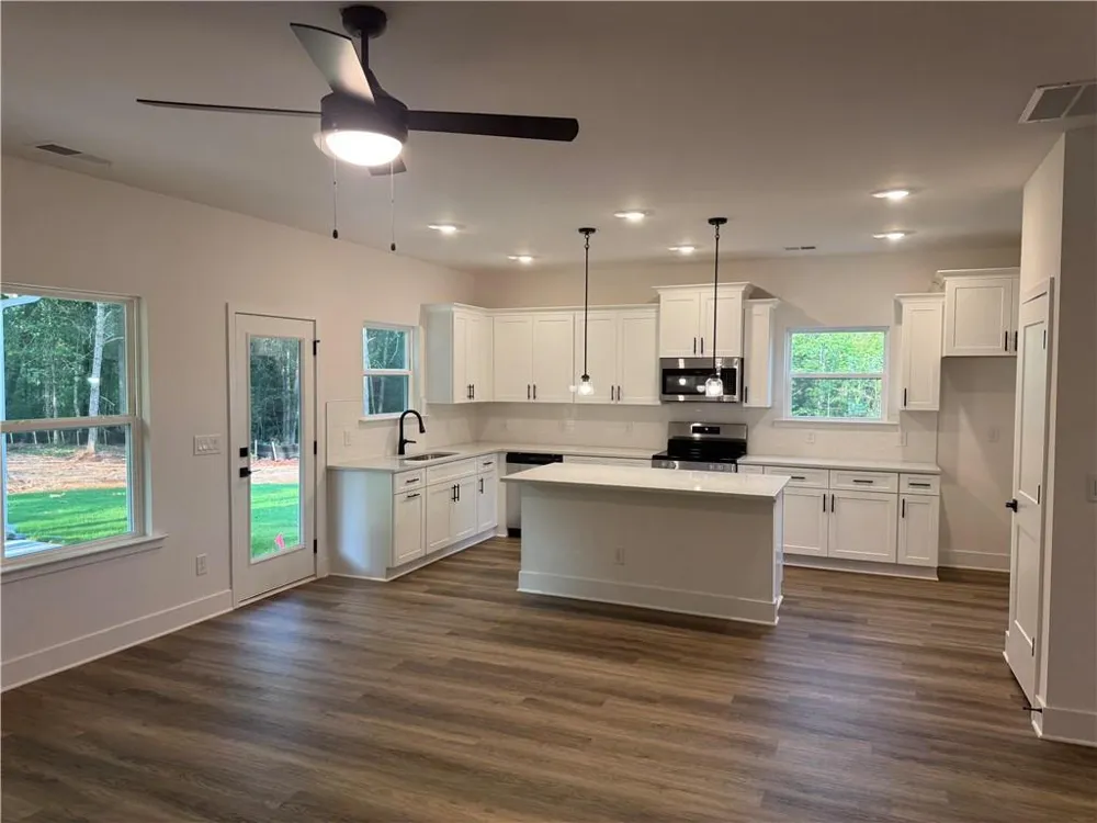 181 Blackberry Court Pendergrass, GA 30567