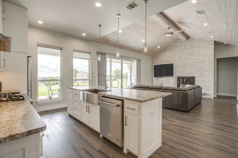 323 Stone Mountain Road Cresson, TX 76035