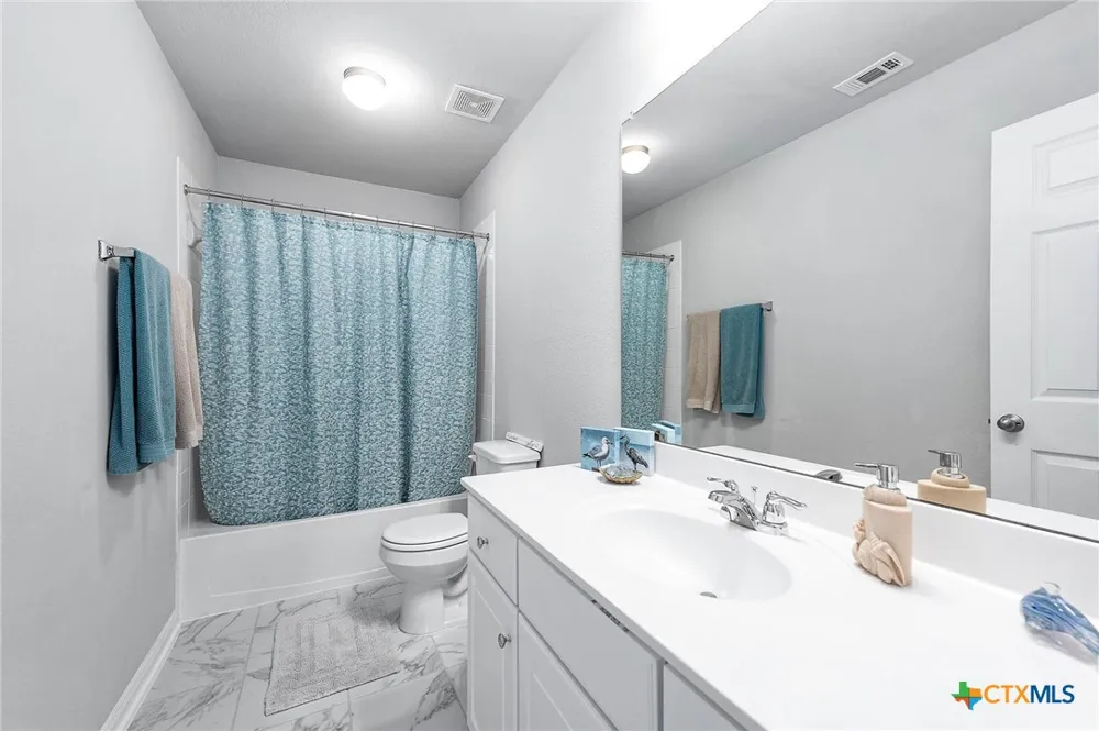 13517 Emerald Mallard Drive Texas City, TX 77568
