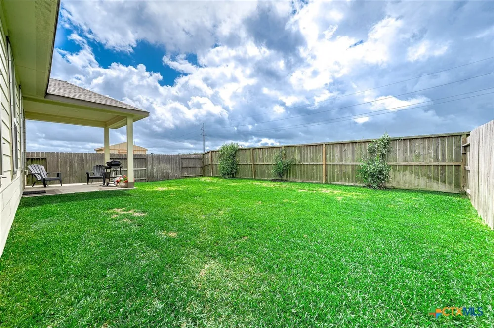 13517 Emerald Mallard Drive Texas City, TX 77568