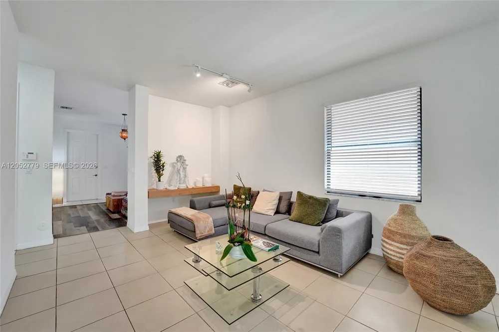 650 NE 191st Ter Miami, FL 33179