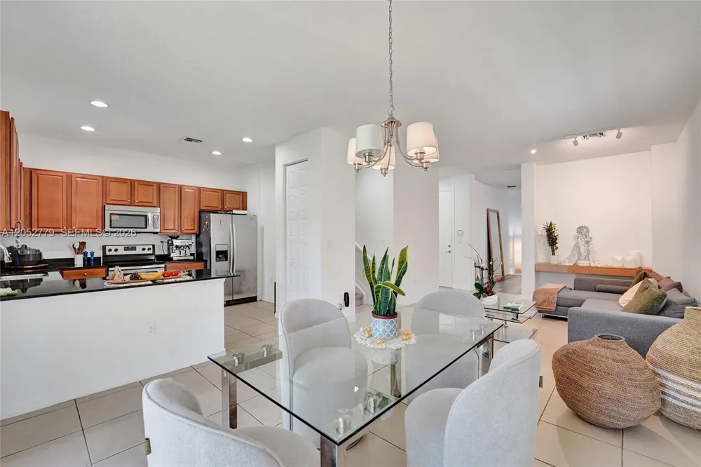 650 NE 191st Ter Miami, FL 33179
